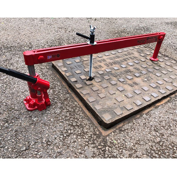 Mustang Hydraulic Manhole Cover Seal Breaker