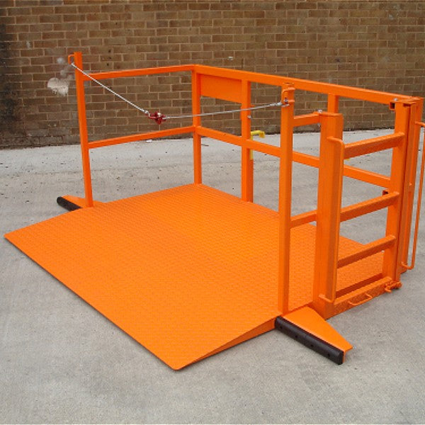 Fork Mounted Load Lifter with Ladder