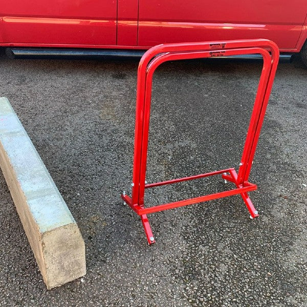 Mustang Kerb Side Gripping Lifter