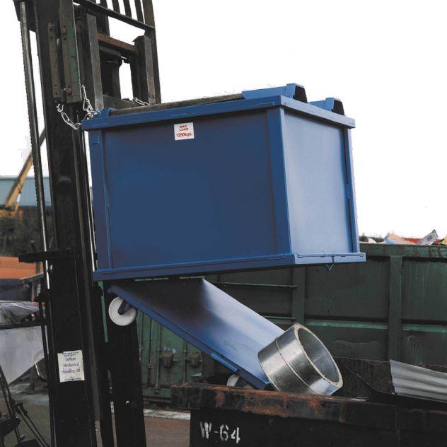 Base Emptying Stillage Skip (Auto)