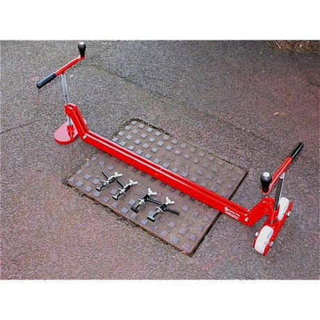 Chinook Manhole Cover Lifter