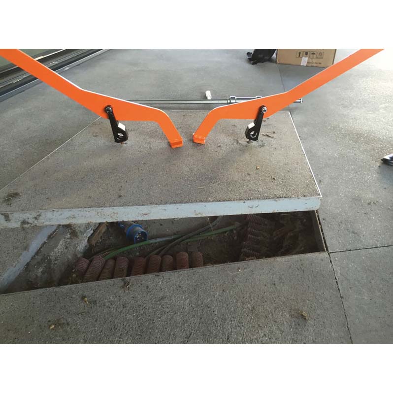 Italifters LB2 Manhole Cover Lifter Lever