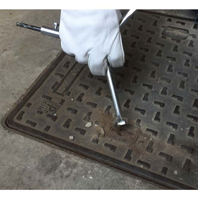 Italifters T3 Polytool Manhole Cover Lifting Tool