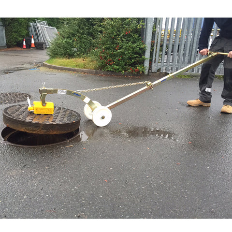 Probst Magnetic Manhole Cover Lifter